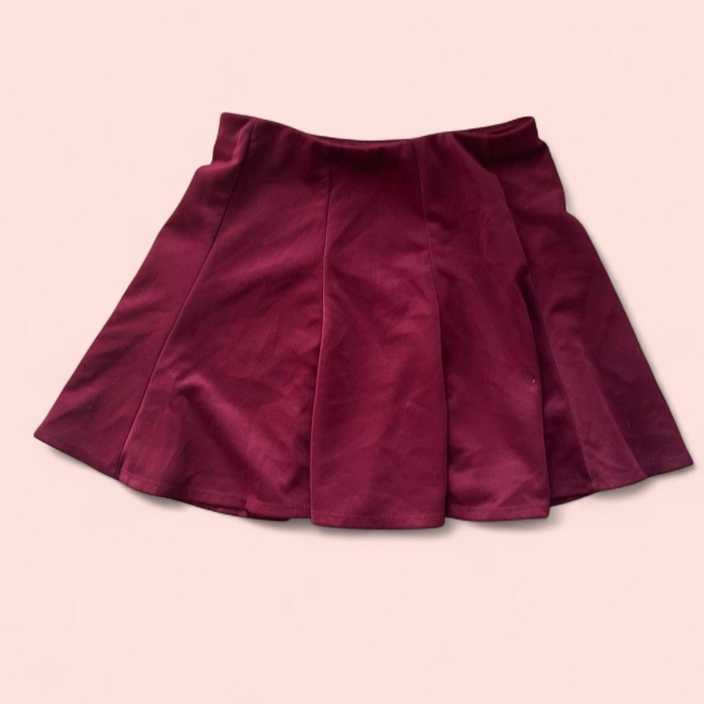 Maroon pleated skater skirt